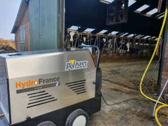 AVANT 15/15 | Nettoyeur haute pression mobile eau chaude – 150 bars pour les nettoyages intensifs Nettoyeur Haute Pression Eau Chaude