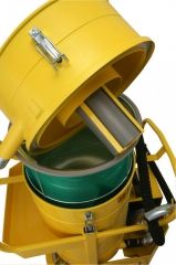 VIDANGEUSE INDUSTRIELLE MEKA 150 Aspirateur vidangeur industriel
