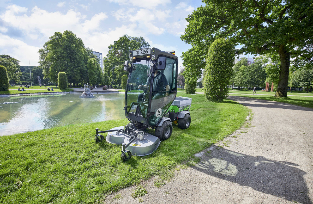 PORTE-OUTILS MULTIFONCTION PARK RANGER 2150 Balayeuse de voirie